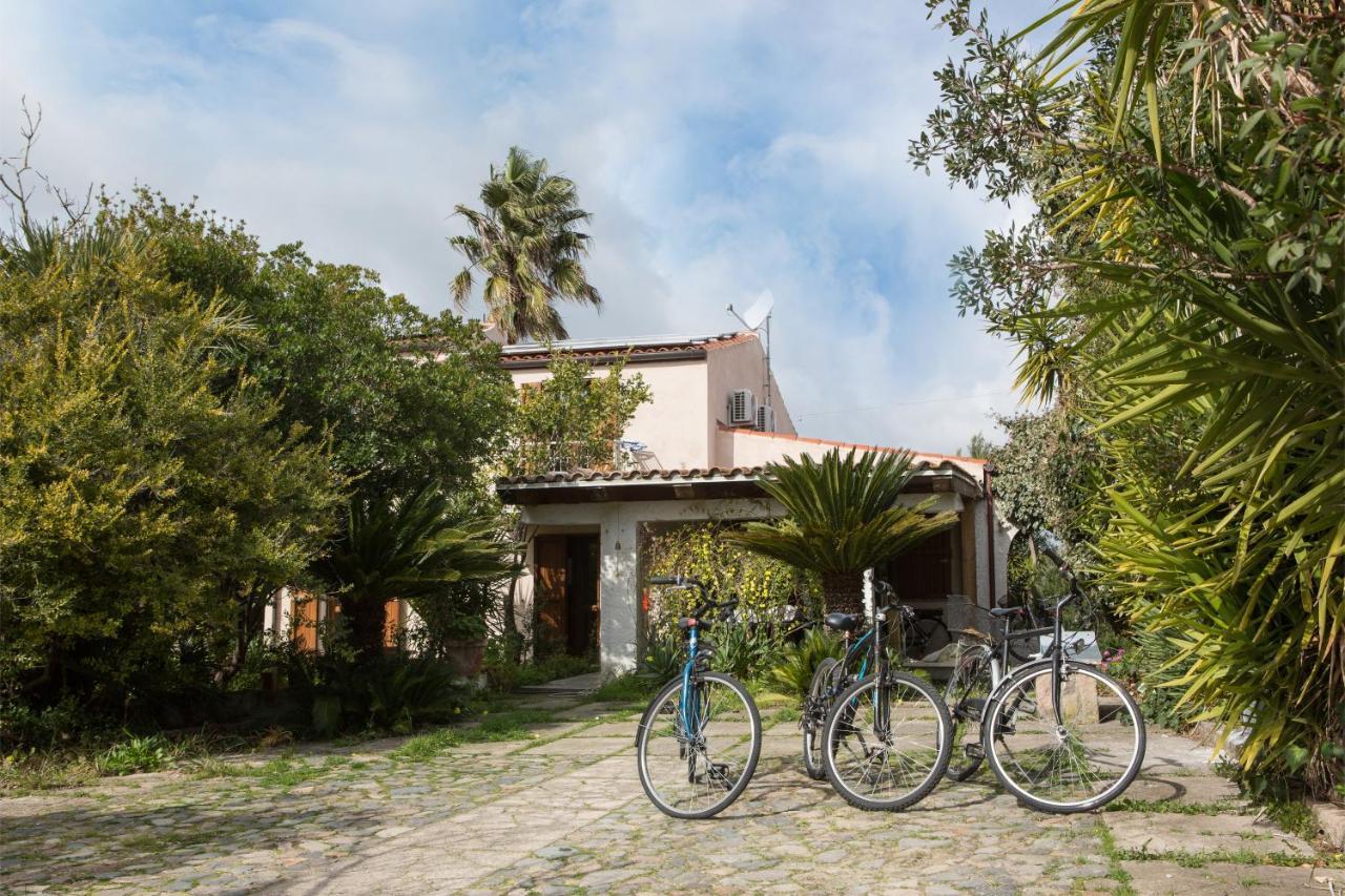 Alghero In Bicicletta Екстериор снимка